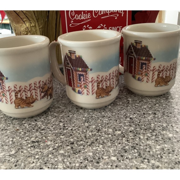 3 Longaberger Holiday Christmas Roger and Ginger Coffee Mugs - Picture 2 of 8
